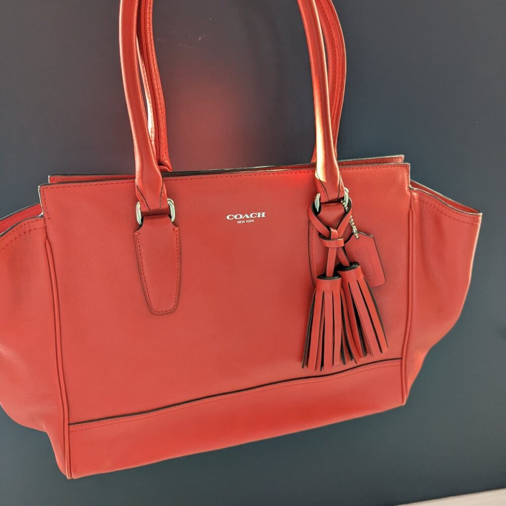 Scarlet Coach Bag - Picture 3 of 4